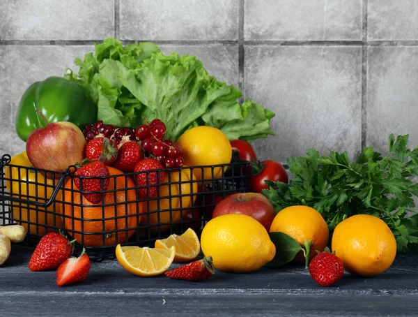 Různé Zeleniny Ovoce Pro Zdravou Stravu — Stock fotografie