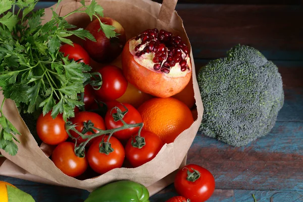 Verschiedenes Gemüse Und Obst Für Eine Gesunde Ernährung — Stockfoto