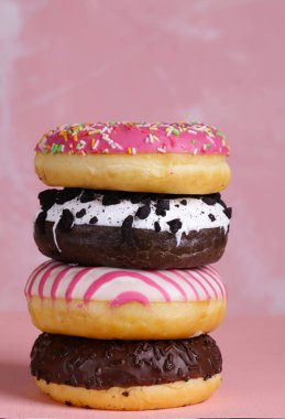 Şekerli tatlı çörek.