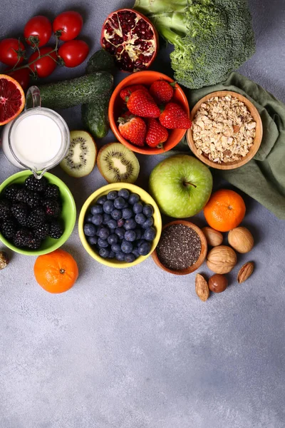 Mistura Produtos Para Comer Saudável Frutas Vegetais Superalimentos — Fotografia de Stock