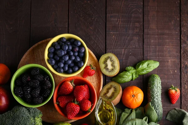 Bagas Frutas Legumes Para Uma Dieta Saudável — Fotografia de Stock