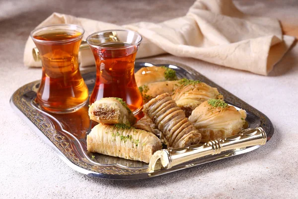 Tradiční Turecké Sladkosti Baklava Ořechy — Stock fotografie