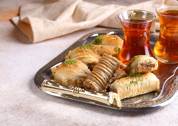 Geleneksel Türk Tatlıları Fındıklı Baklava — Stok fotoğraf