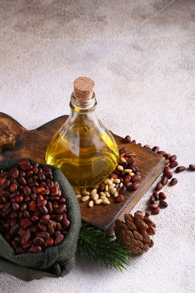 Natural Cedar Nut Oil Healthy Diet — Stock Photo, Image