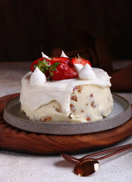 Tarta Requesón Con Fresas Frescas — Foto de Stock