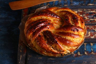 Portakallı ev yapımı fındıklı kek.