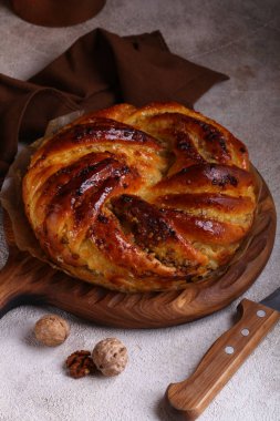 Portakallı ev yapımı fındıklı kek.