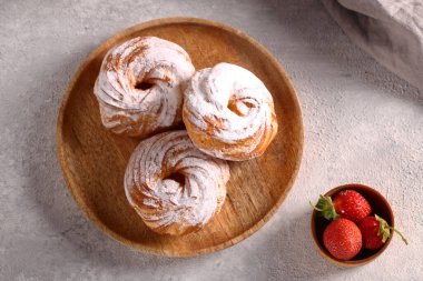 Tatlı ve tatlı için şekerli donutlar