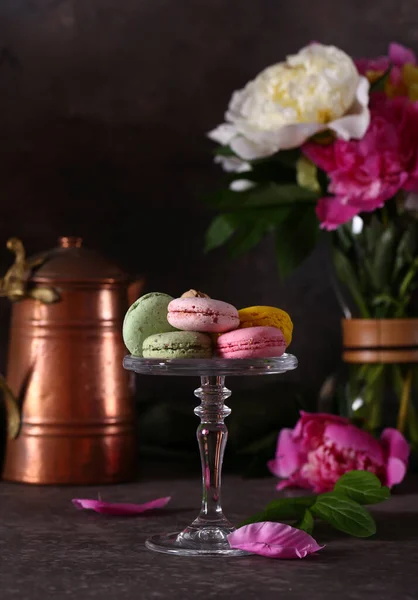 Macarrones Postre Una Mesa Servida — Foto de Stock