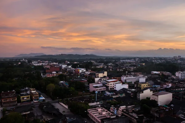 Гарний міський пейзаж Восход на Чанг Таїланд — стокове фото