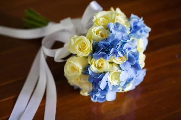 Buquê de casamento, flores — Fotografia de Stock