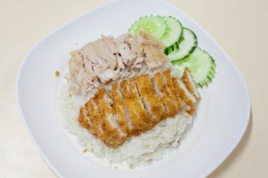 kızarmış tavuk ve pilav ile Buhar tavuk