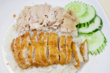 kızarmış tavuk ve pilav ile Buhar tavuk