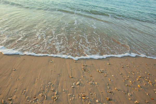 Onda Mar Praia Areia Antes Pôr Sol Tailândia — Fotografia de Stock