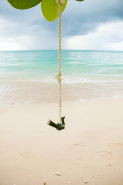 Çiçek süslemeleri Tayland sahilde düğün