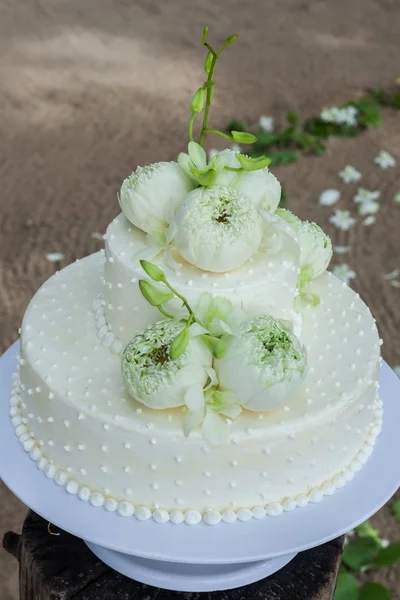 Gâteau Mariage Avec Des Fleurs Sur Dessus Thaïlande — Photo