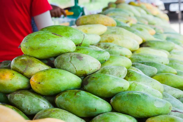 Mango-Geschäft auf dem Weg nach Malaysia — Stockfoto