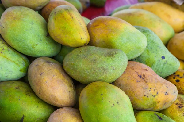 Mango-Geschäft auf dem Weg nach Malaysia — Stockfoto