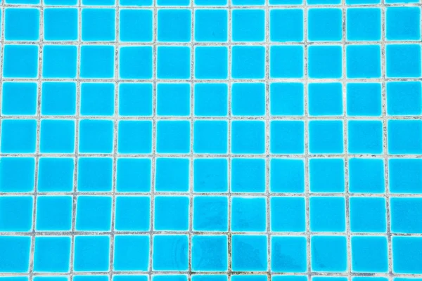 Agua azul rasgada en la piscina, Malasia . —  Fotos de Stock