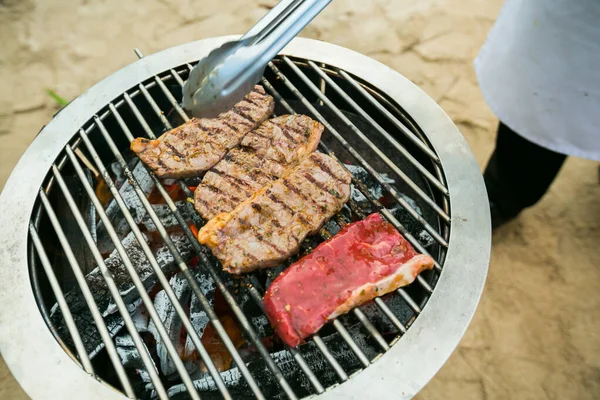 Carne Asada Parrilla Barbacoa Cena Cocinada Enfoque Selectivo — Foto de Stock