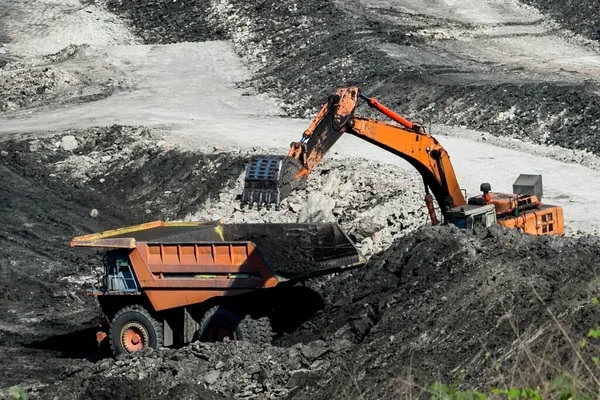 Camiones Volquete Mineros Que Trabajan Minas Carbón Utilizados Como Fuente — Foto de Stock