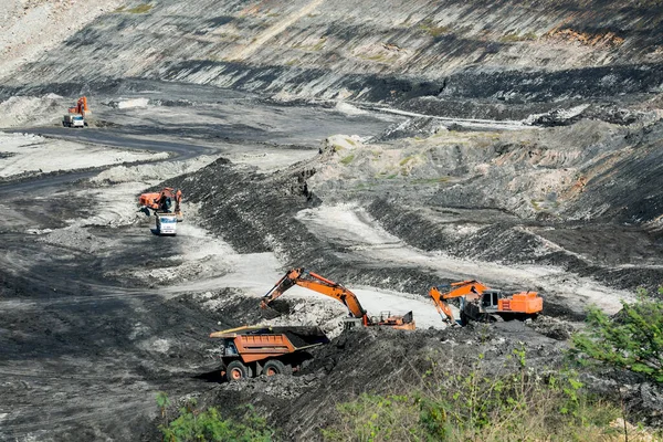 Camiones Volquete Mineros Que Trabajan Minas Carbón Utilizados Como Fuente — Foto de Stock