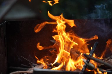 Barbeküde yangın.