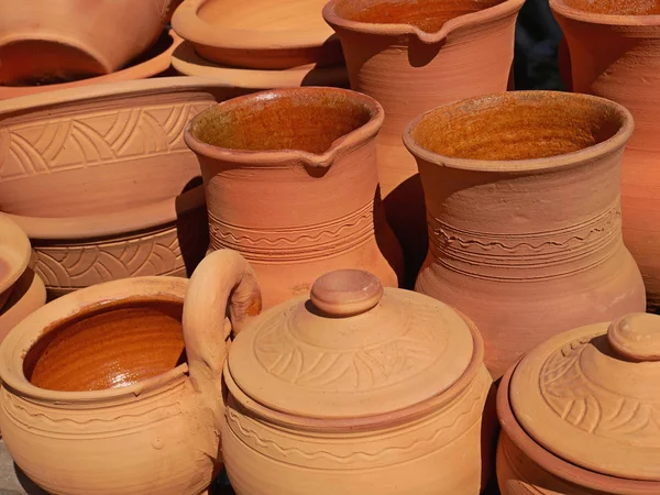 Beaucoup de poterie d'argile — Photo