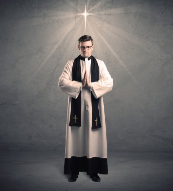 onun nimet veren genç rahip