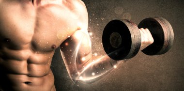 Vücut geliştirici enerji dolu beyaz çizgiler konseptiyle ağırlık kaldırıyor