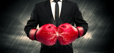 Boks eldivenleri çatışmıştı