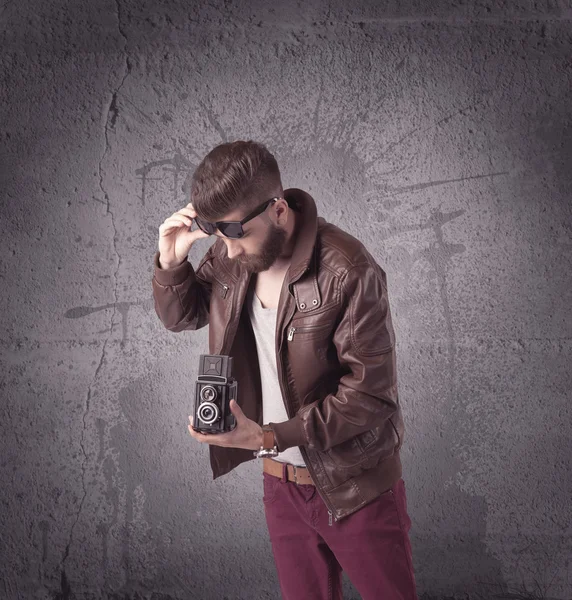 Stylish male with beard and sunglasses — Stock Photo, Image