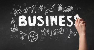 Tahtaya el yazısı işi.