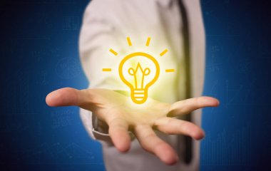 Satıcının elinde parlak bir fikir var.