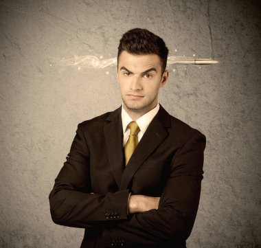 Hızlı yaratıcı pazarlamacı yasaktır kurşun ile