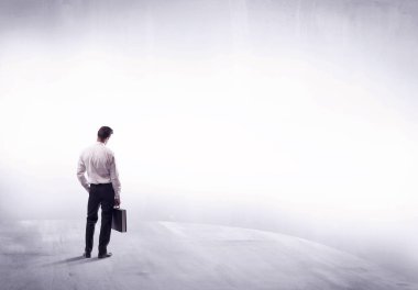 Dikiz duran iş kişi