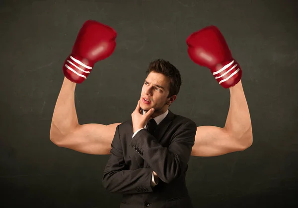 Güçlü ve kaslı boksör silah — Stok fotoğraf