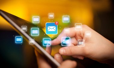 Mail ile tablet dokunmadan parmak