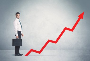 Kırmızı grafik oku tırmanma