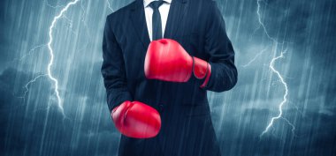 Yağmurda boks işadamı