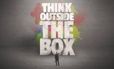 İş kişi ile yaratıcı tavsiye duvar