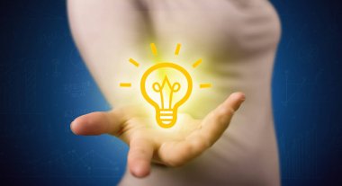 Satıcının elinde parlak bir fikir var.