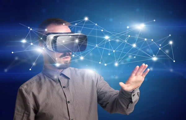 Businessman with virtual reality goggles — Stock Photo, Image