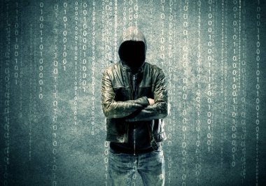 Sayıları olan öfkeli gizemli hacker.