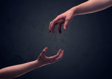 Bir el daha dokunmak üzere.