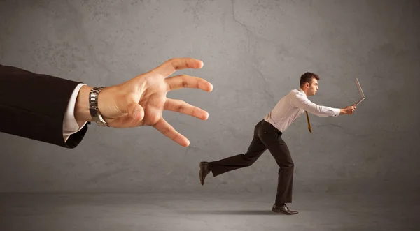 Empresario corriendo de la mano — Foto de Stock