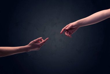 Bir el daha dokunmak üzere.