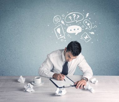 Şüpheli ve kafası karışık bir iş adamı