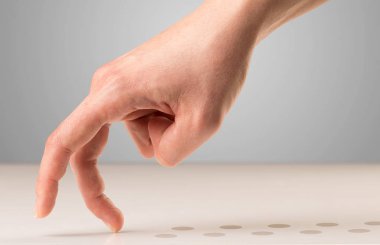 Yürüyen parmak kavramı