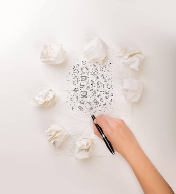 El buruşuk kağıt yazma